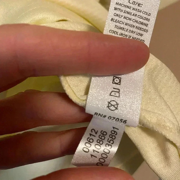 Korsa Micro-Luxe Textured Yellow Top - Picture 4 of 6